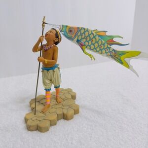Thomas Blackshear- Jingles Boy Fish Flag 31003 Jamboree Parade 2002 Figurine